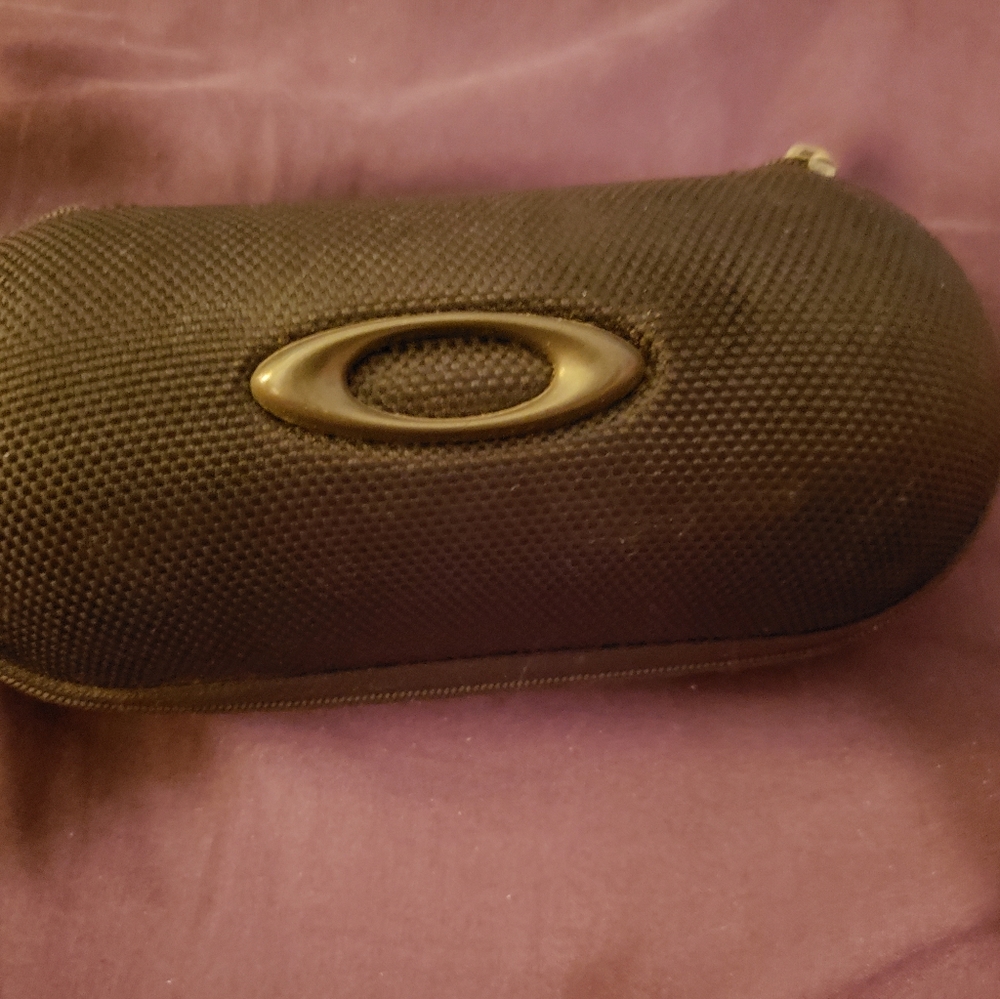 Oakley case (case only)